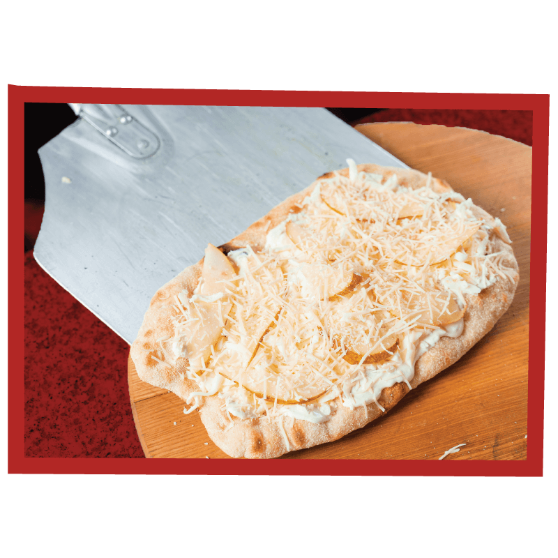 Making an EPICO Pinsa Romana pizza with pear and cheese